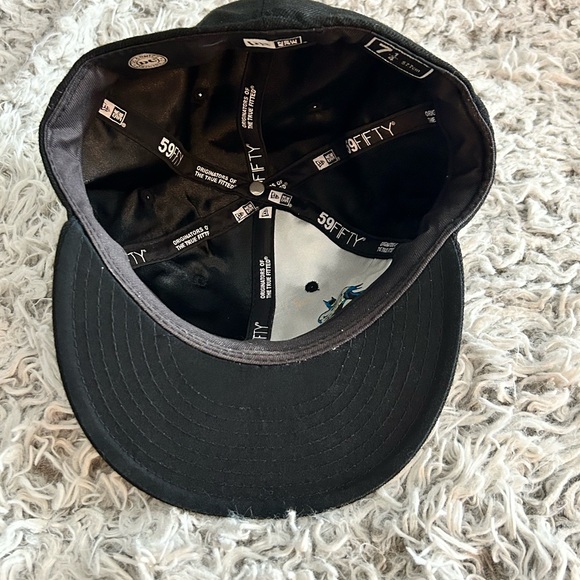 Batman New Era Hat Flat Brim 59Fifty Cap DC Comics Marvel Comics Size 7 1/4 - Picture 7 of 8